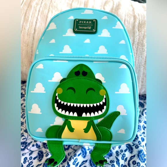 Loungefly Rex Backpack 🎒with roar sound ✨🦖 - Picture 1 of 3